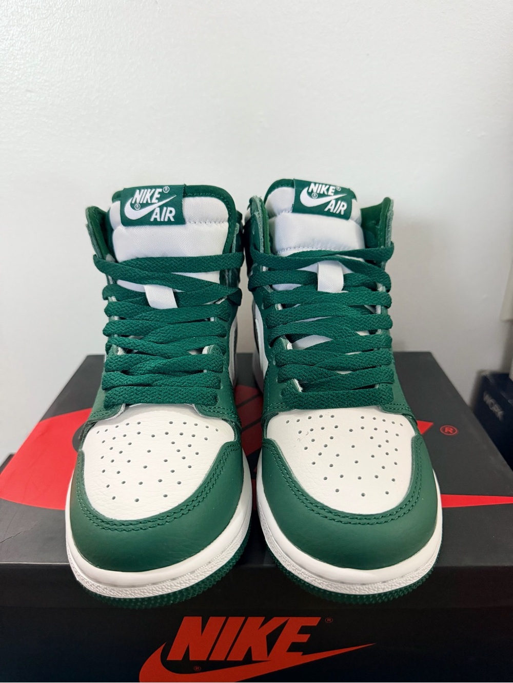 Air Jordan 1 High OG Gorge Green